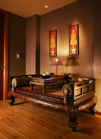Massage treatment at Calangute Relaxing Massage Center
